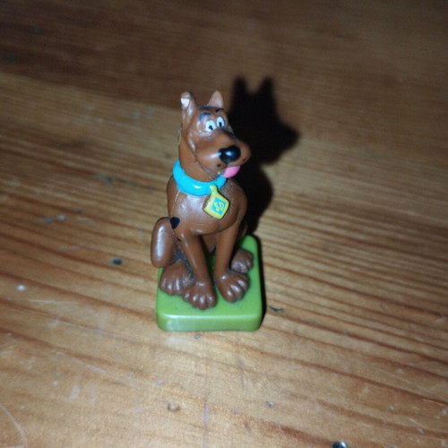 Scooby Doo figure new