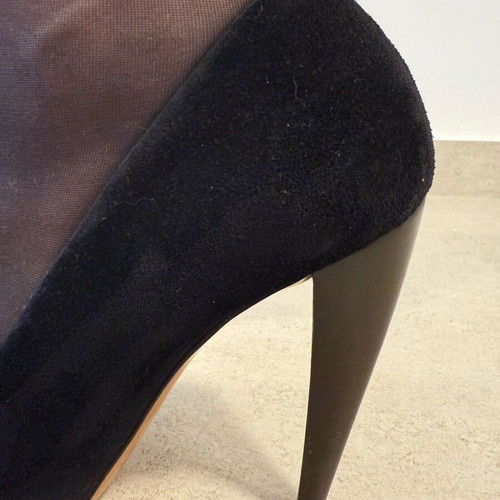 Maison Martin Margiela black suede pumps size 38.5 like new