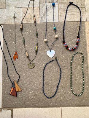 Set of 7 necklaces with various materials