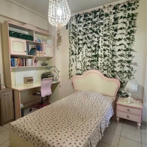 Children's bedroom set, solid wood, pink and beige