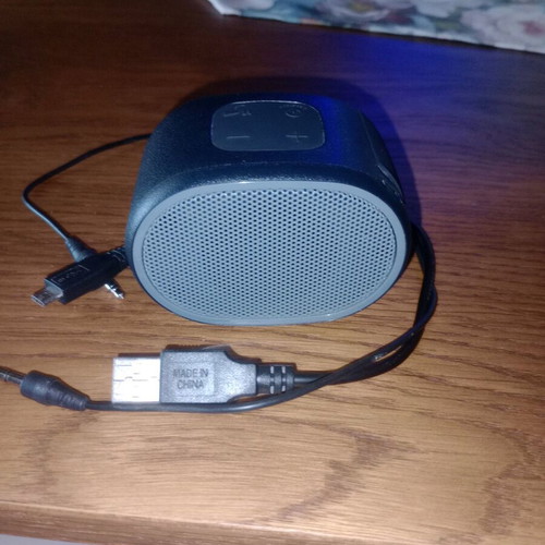 Portable Wireless Speaker EXTRA BASS XB01 like new