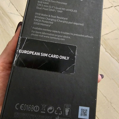 S7 Edge box like new, box only