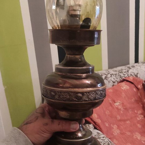 Φωτιστικό vintage με σκαλιστά σχέδια μεταχειρισμένο