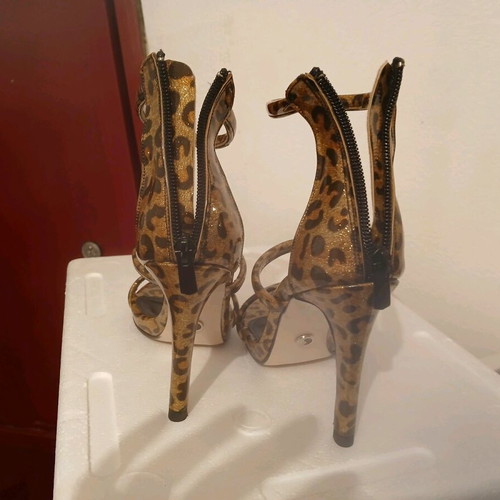 Haralas sandals new, size 36, black and brown