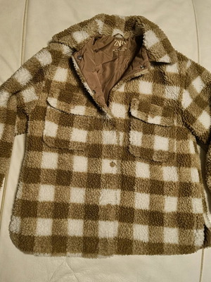 Zara outerwear for girls 11-12 years like new, white and beige