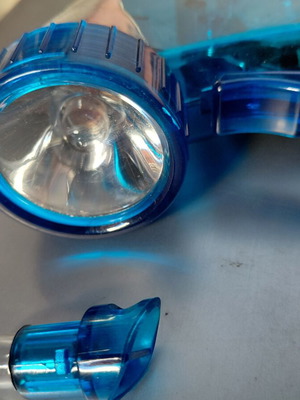 Dynamo flashlight with extra bulb like new