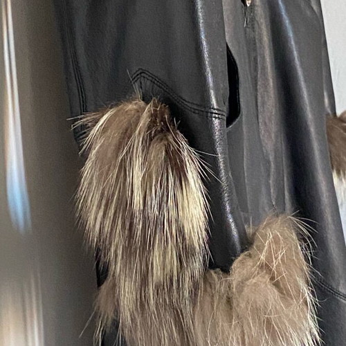 Lapel leather coat XXL with fox-type fur like new, black brown