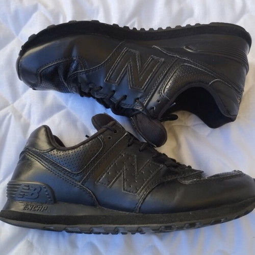 New Balance 574 sneakers size 39 like new, black with gold details