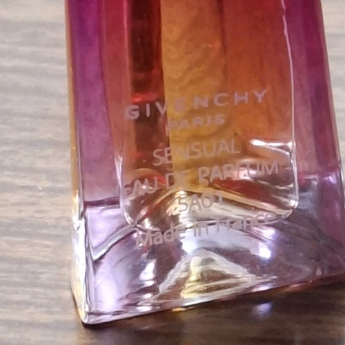 Givenchy Very Irresistible Sensual-Mini EDP 4ml used