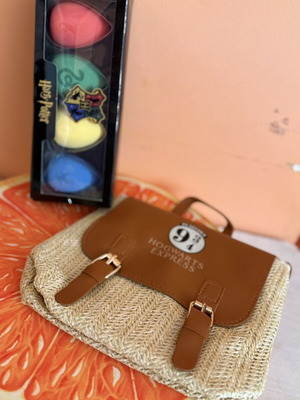 Harry Potter Makeup Sponge Set and Hogwarts Express Backpack like new, beige multicolor