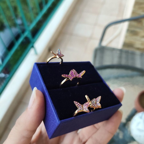 Swarovski ring set of 3 like new, size 52 with box