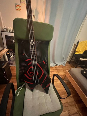 BC Rich Warlock Dimmu Borgir Signature 4 bass used