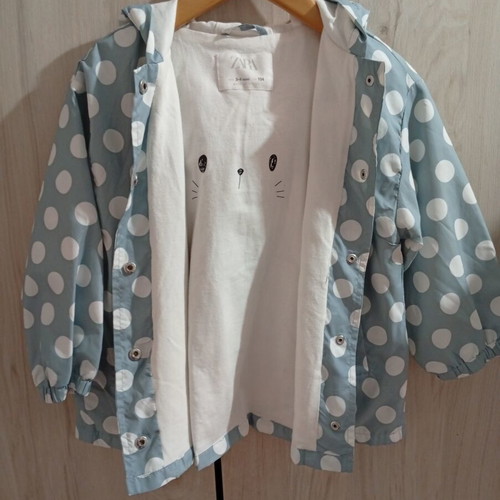 Zara jacket thin for 3-4 years like new, white and blue