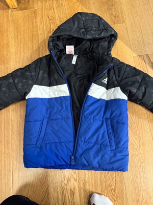 Adidas kids jacket 5-6 years blue like new