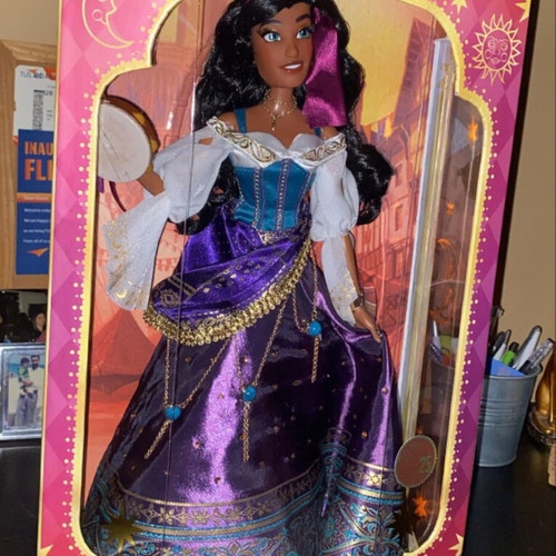 Esmeralda Limited Edition Doll 17” Disney Store
