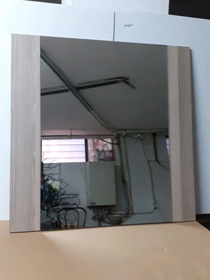 Καθρέπτης μεταχειρισμένος 65x90 εκ.