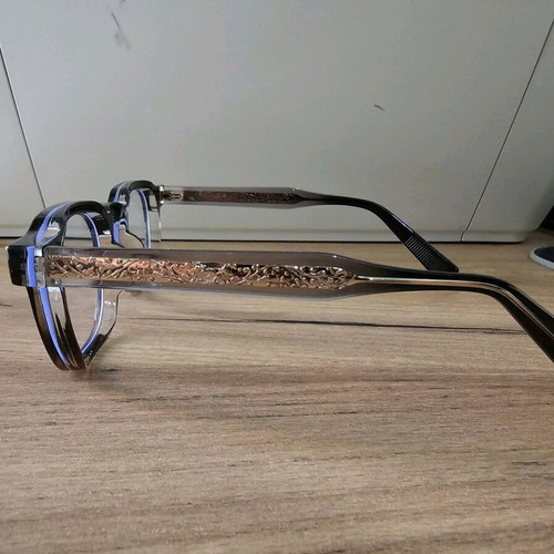 Blue light lens new, black, damaged glass type