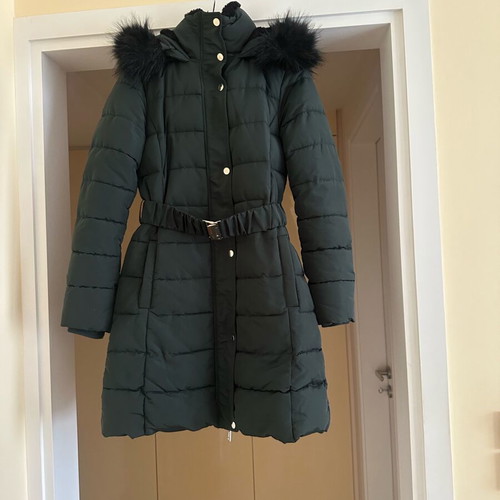 Stradivarius Long Puffer Jacket with Fur Hood like new, cypress green