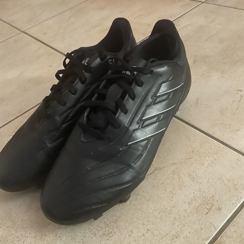 Adidas football boots new, size 42, black