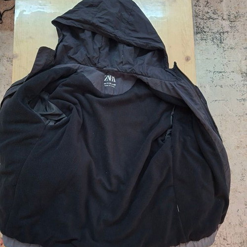Zara jacket for boys 11-12 years like new, black and gray