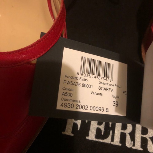 Gianfranco Ferre red heels new, size 39, leather