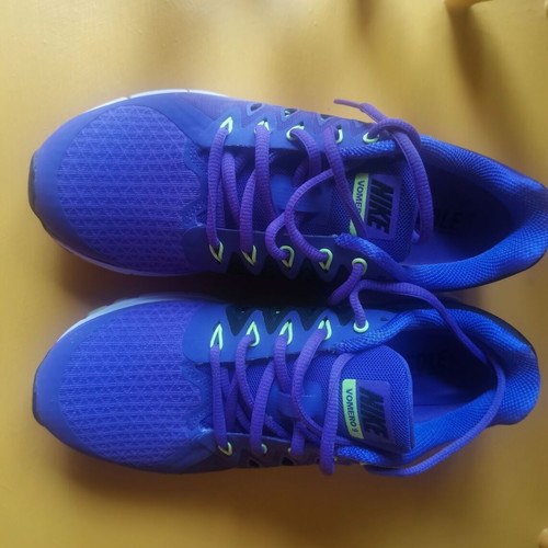 Nike Vomero women's running shoes, size 38, purple