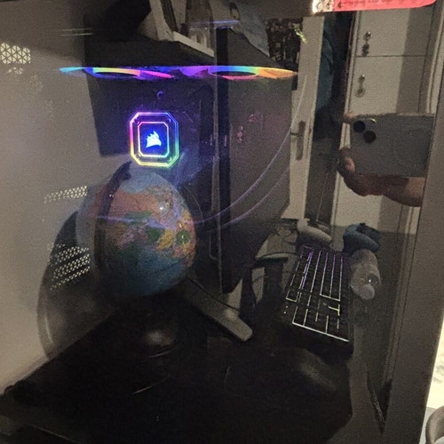 Gaming PC with Corsair 4000D, Ryzen 5 5600X, RTX 3050