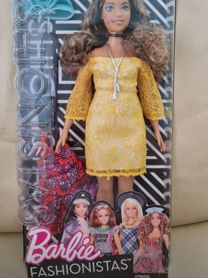 Κούκλα Barbie Fashionistas καινούργια, στο κουτί