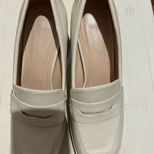 Modern women's shoes new size 37 beige