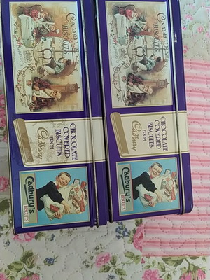 Cadbury's vintage biscuit tins set of 2 used from the 90s