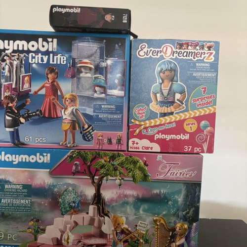 Playmobil sealed toy sets 6149, 70865, 70386 with gift