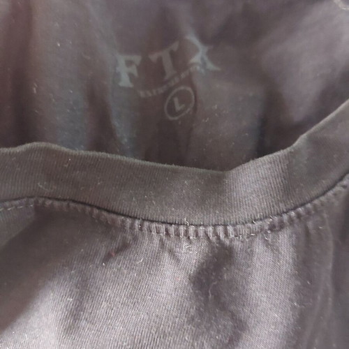 Black T-shirt size L slim fit, like new, 100% cotton