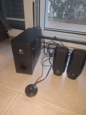 Σύστημα ηχείων Logitech S-220 2.1 σαν καινούργιο