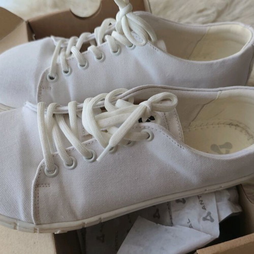 Antal shoes white size 39 like new