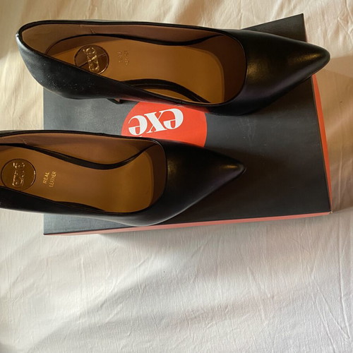 Exe black pumps new, 9 cm heel, size 37 narrow fit