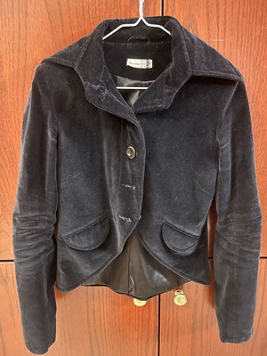 Bershka velvet texture jacket used, black size Medium
