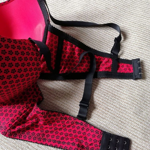Wonderbra Rumu 90C bra new, black and red