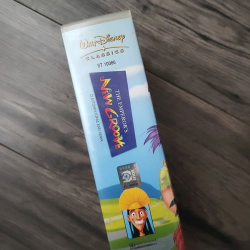 Walt Disney Classics The Emperor's New Groove VHS like new with Greek subtitles
