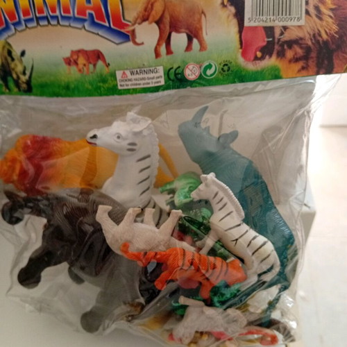 Wild animal collection from Africa new plastic miniatures
