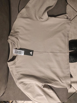 Adidas yoga cover up μπεζ