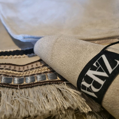 Zara boho suede coat like new with embroidered sleeves XS