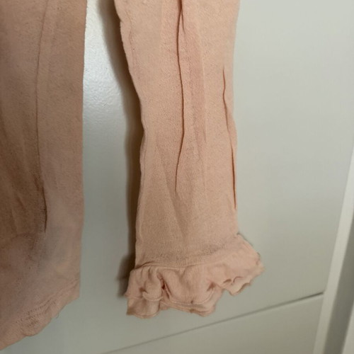 H&M blouse with ruffles size M like new