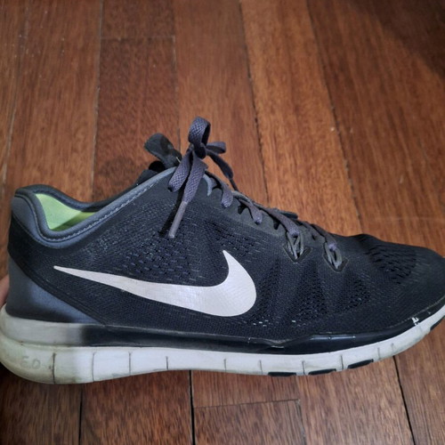 Nike women's training shoes used, black, size 40
