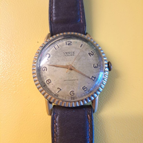 Venus 17 Rubis watch used, men's gold antique