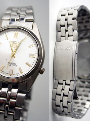 Seiko Quartz 21 Jewels Vintage Wristwatch Japan 2035 0224R2 New Battery