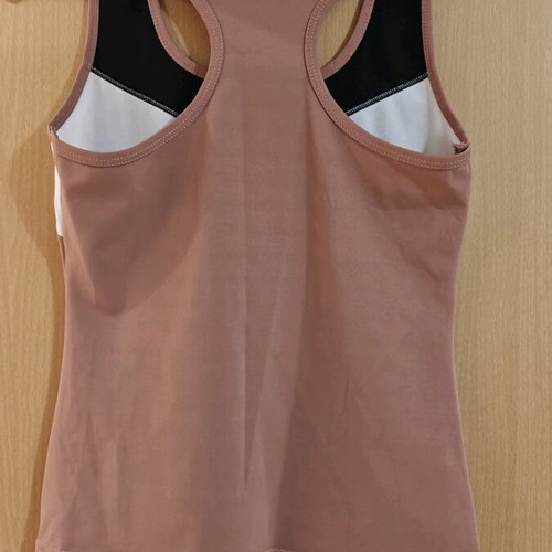 Sports top like new with straps, white and pink