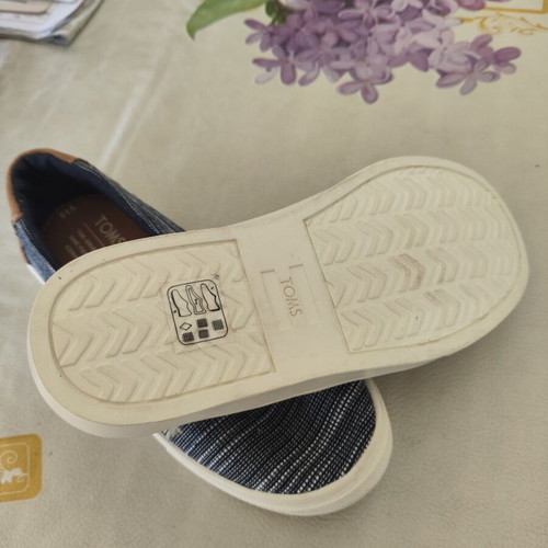 Toms children's shoes size Y13 like new, grey and blue