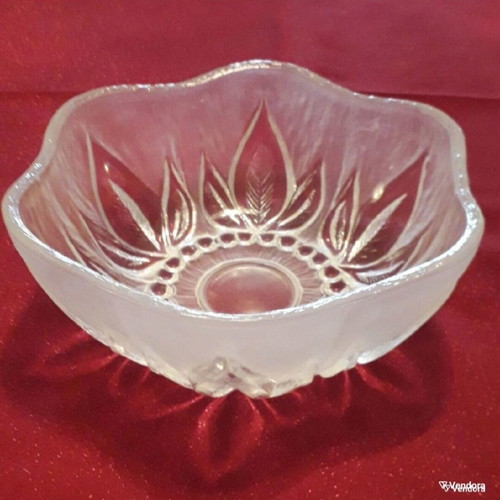 Crystal fruit bowl carved, new
