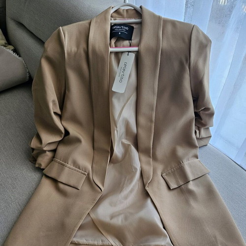 Celestino women's jacket new, size S 36, beige