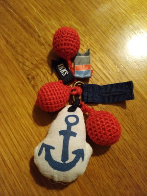 Ikks κρεμαστό σαν καινούργιο